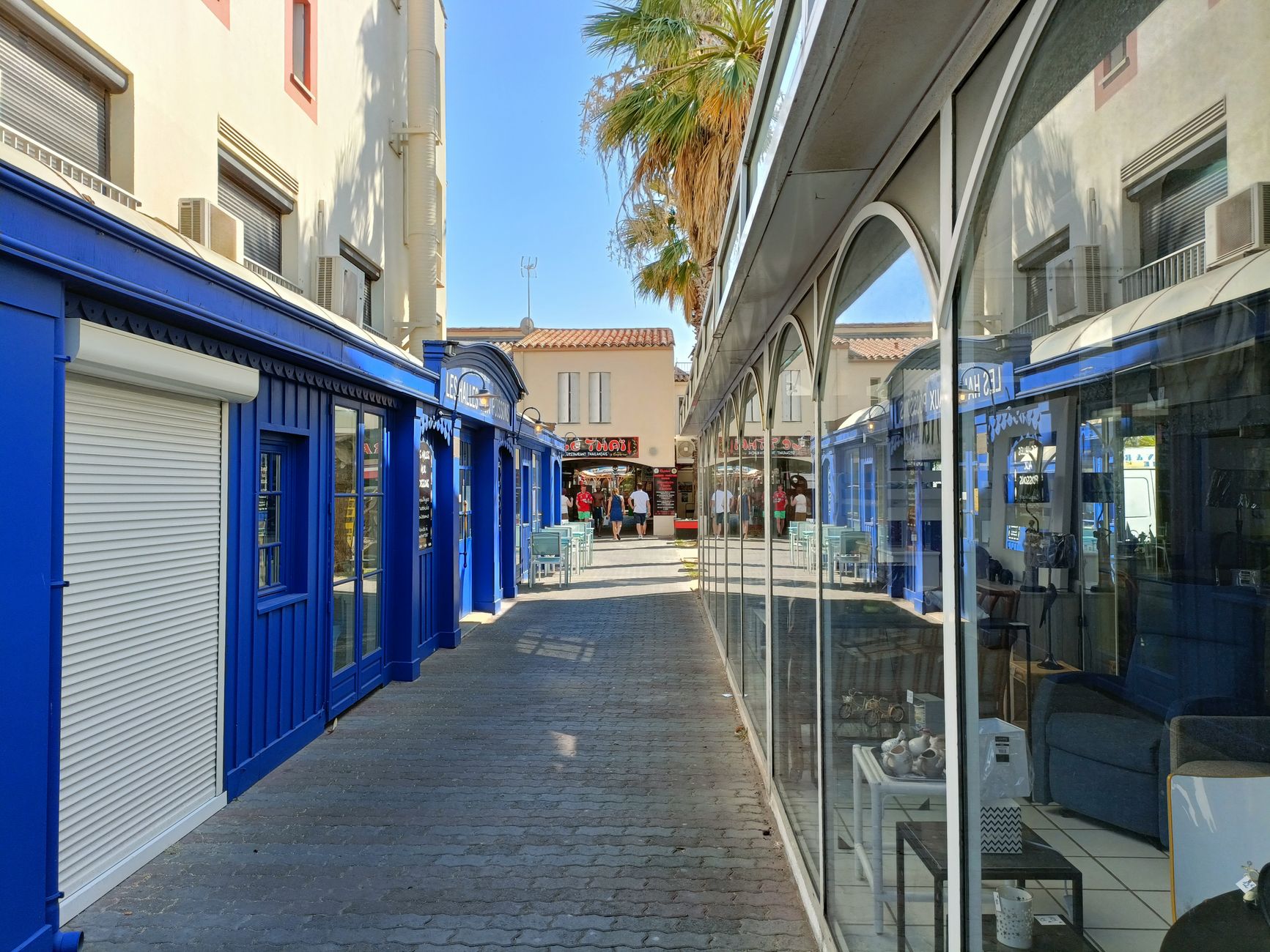 Agence immobilière commerciale équipe à Angers